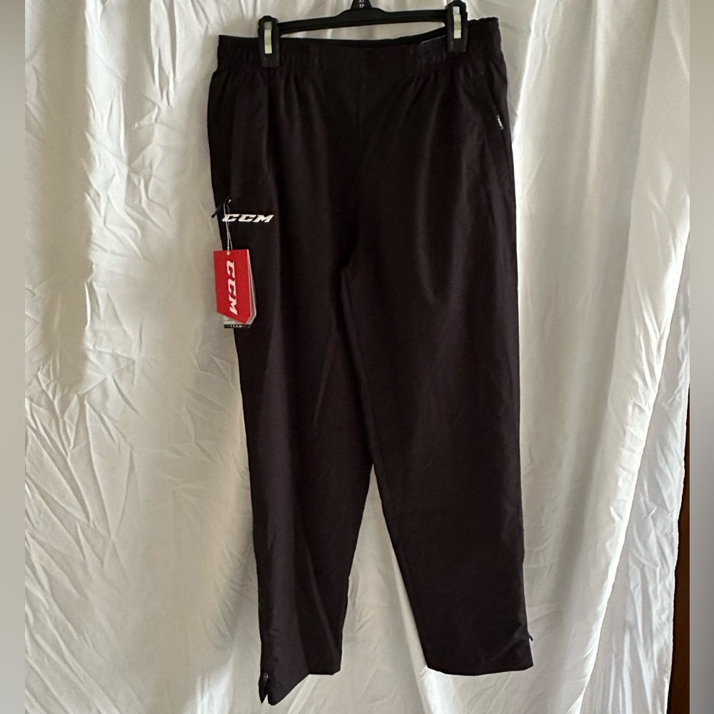 Brand New CCM Youth Medium Hockey Warm Up Pants Black